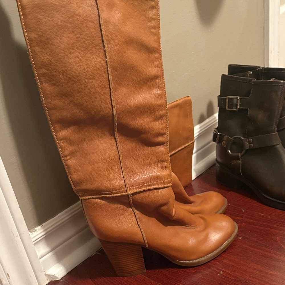 Brown soft leather boots size 8.5 NEW!